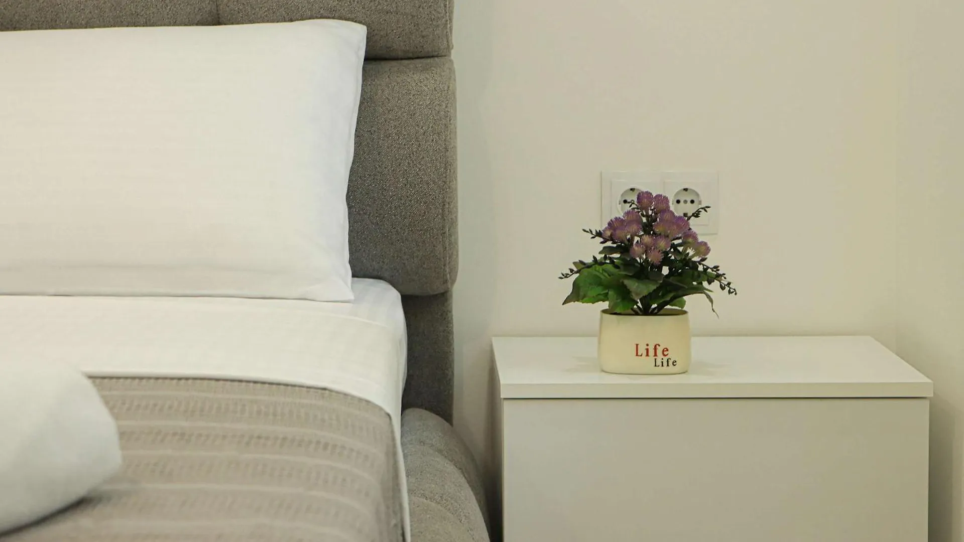 Lägenhet City Center 1Br Apt Comfort & Style - By Wehost Tbilisi