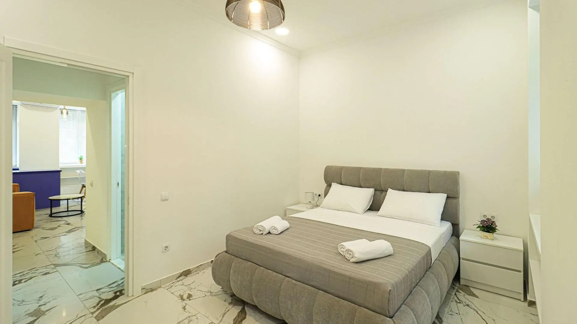City Center 1Br Apt Comfort & Style - By Wehost Tbilisi